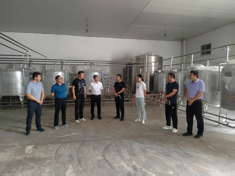 石嘴山市副市長、惠農(nóng)區(qū)委書記王宇翔蒞臨寧夏興康恒潤農(nóng)業(yè)科技發(fā)展有限公司調(diào)研